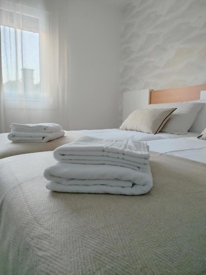 Second Home Arzua Apartamentos ภายนอก รูปภาพ